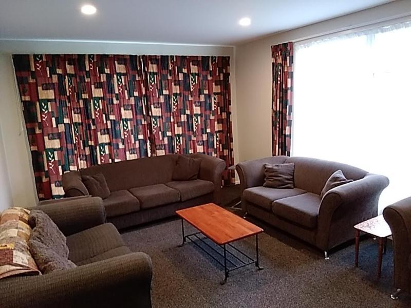 Accommodation Fiordland -The Three Bedroom House At 226A Milford Road Te Anau Buitenkant foto