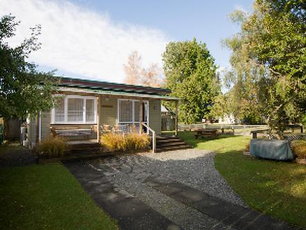 Accommodation Fiordland -The Three Bedroom House At 226A Milford Road Te Anau Buitenkant foto